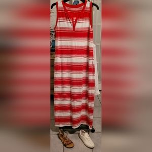 EUC Red & White Striped Maxi Tank top dress w/two pockets